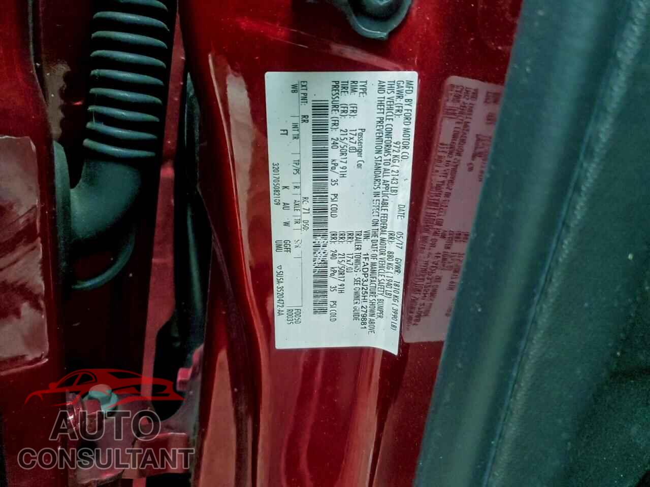 FORD FOCUS 2017 - 1FADP3J25HL279881