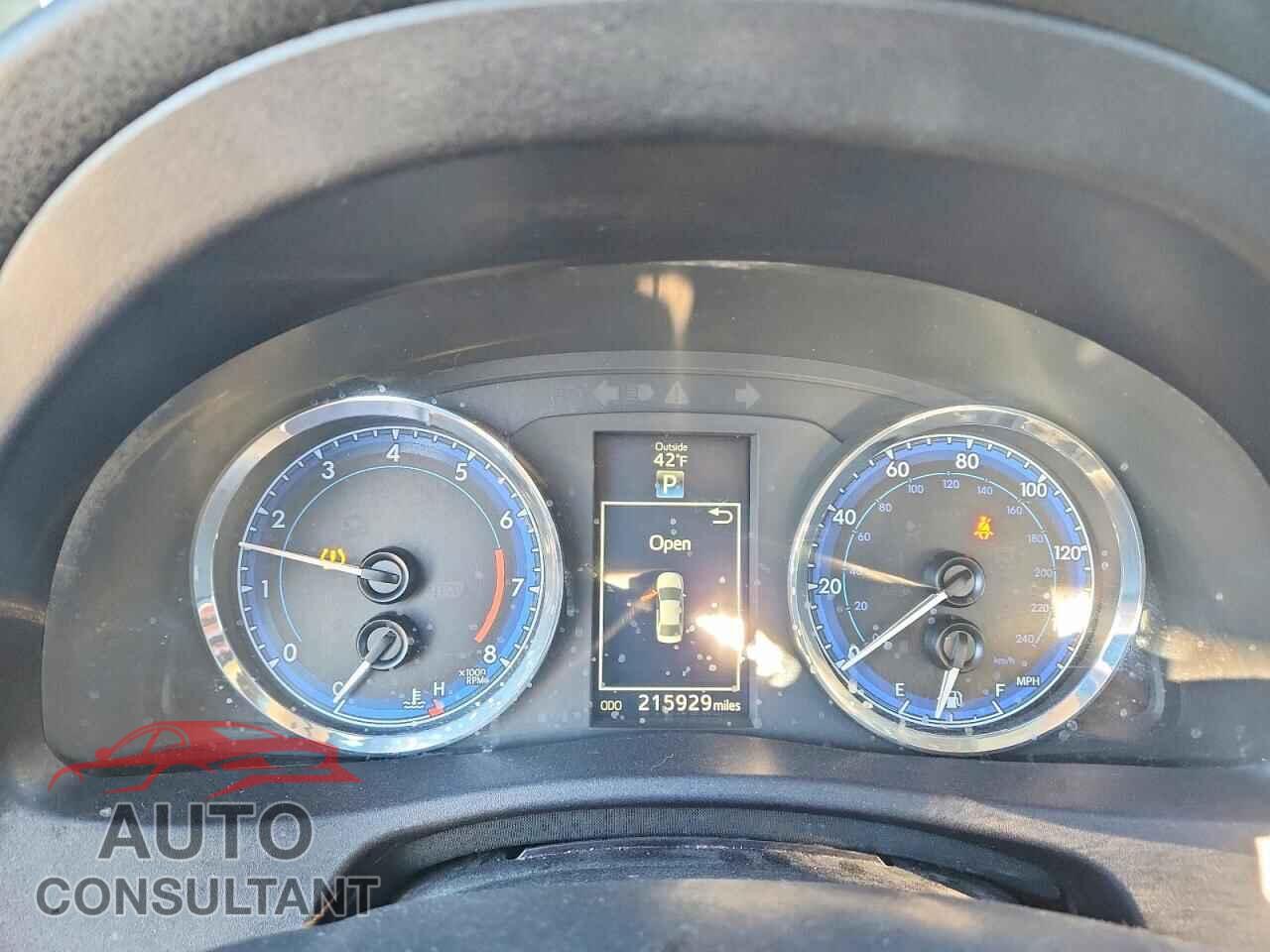 TOYOTA COROLLA 2017 - 2T1BURHEXHC833131