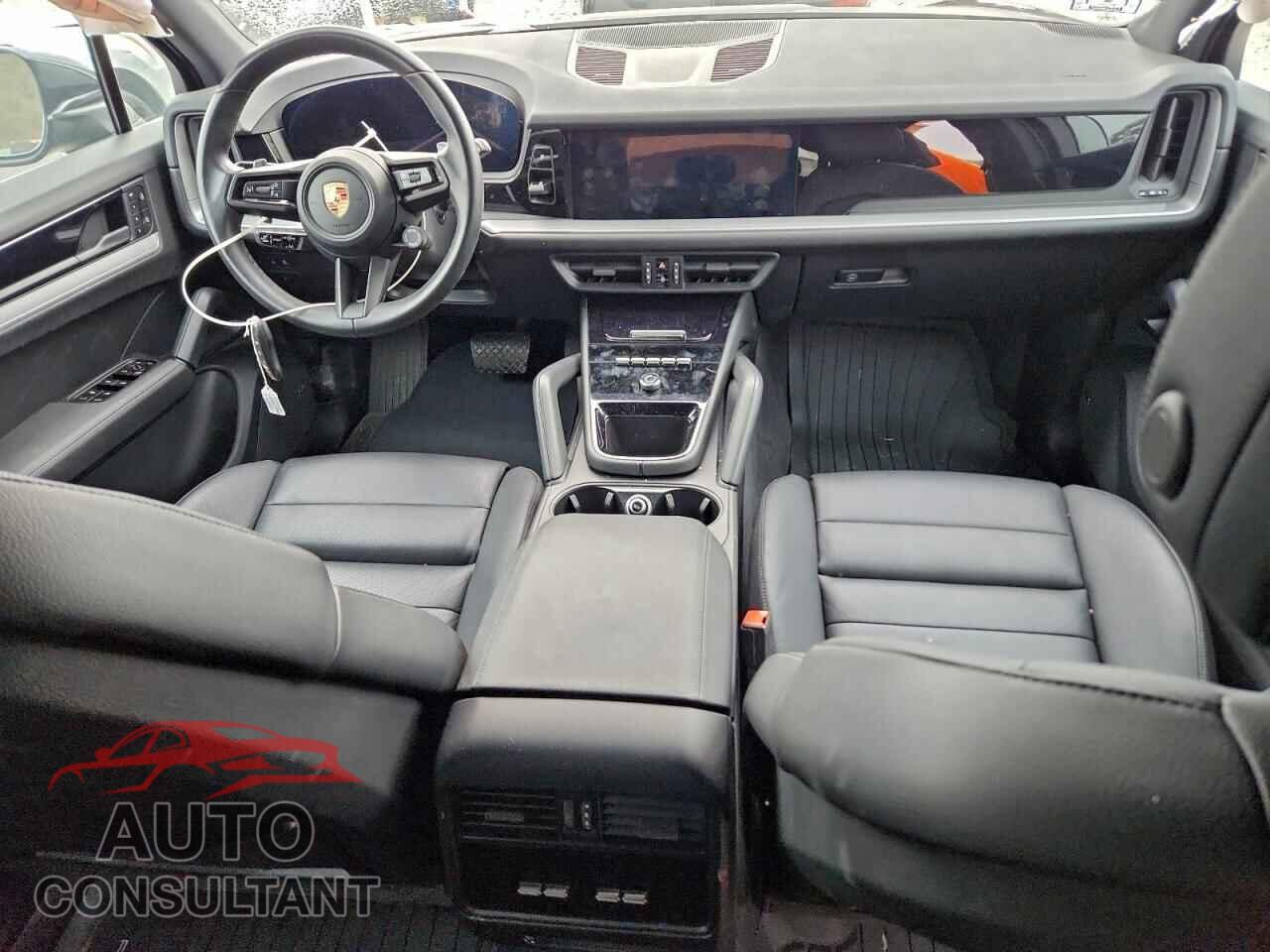PORSCHE CAYENNE 2024 - WP1AA2AY6RDA12255