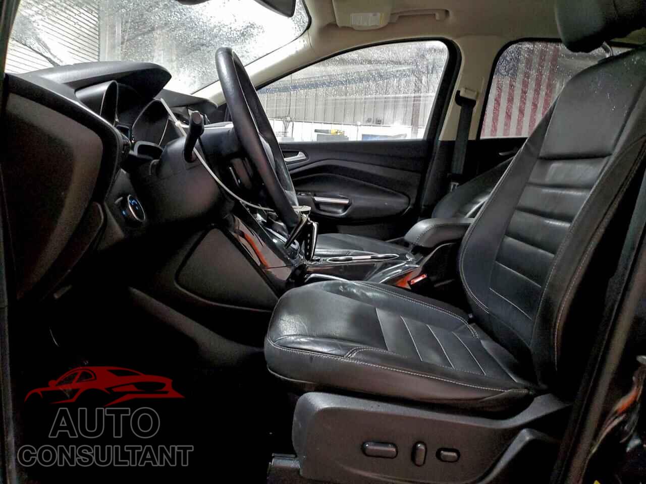 FORD ESCAPE 2015 - 1FMCU9J98FUC68052