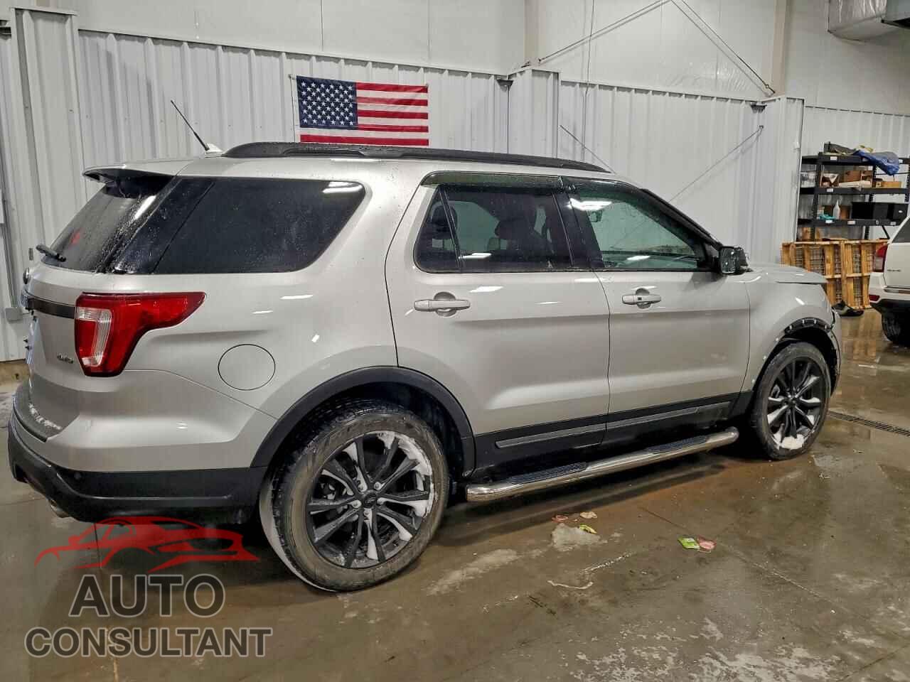 FORD EXPLORER 2018 - 1FM5K8D88JGA65925