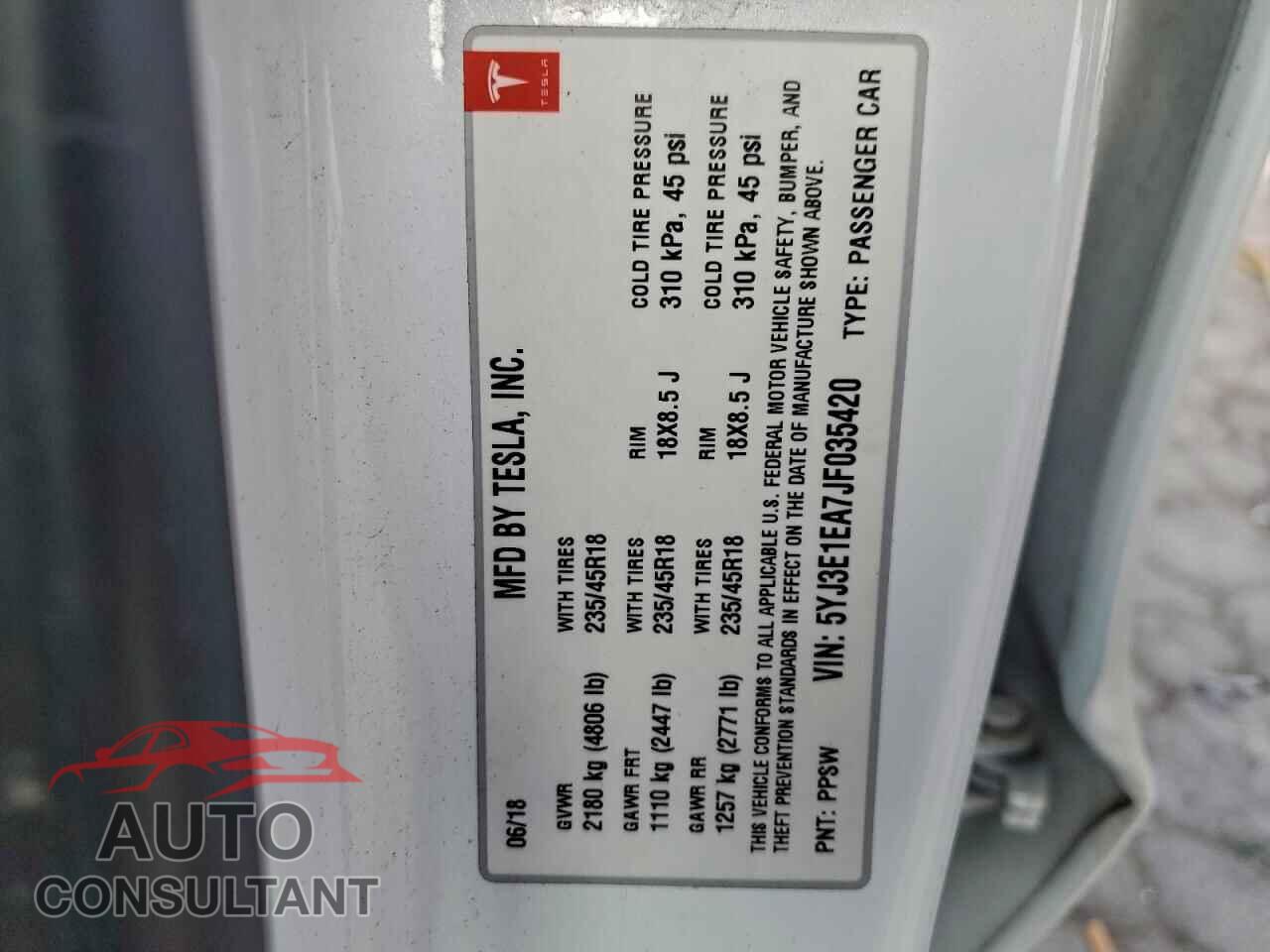 TESLA MODEL 3 2018 - 5YJ3E1EA7JF035420