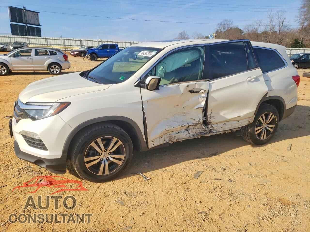 HONDA PILOT 2017 - 5FNYF6H53HB051591