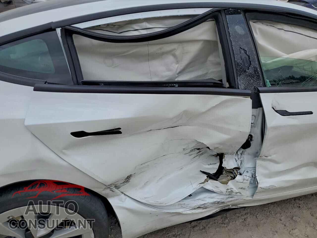 TESLA MODEL 3 2023 - 5YJ3E1EA2PF641927