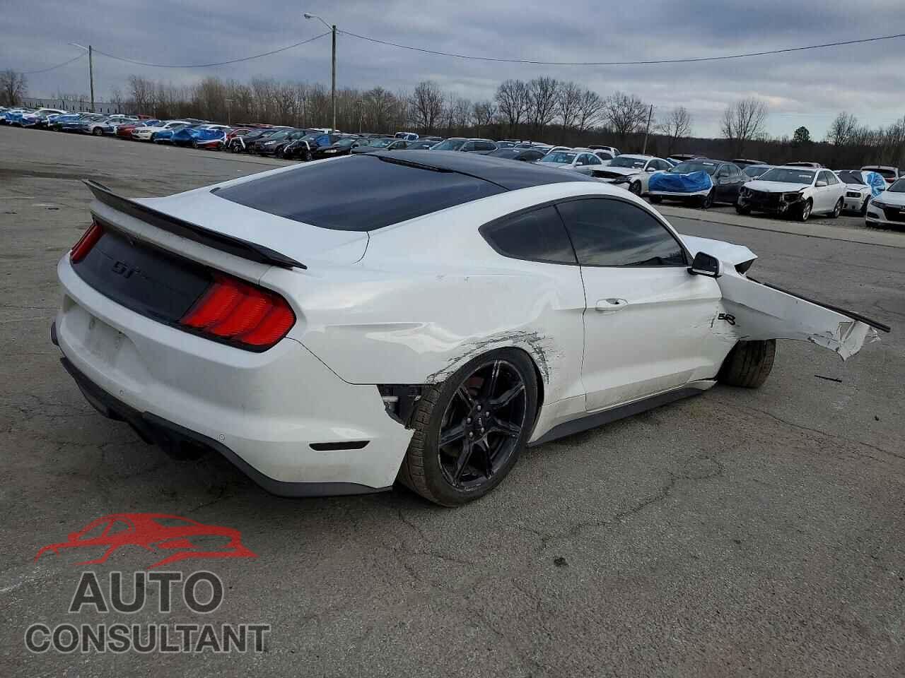 FORD MUSTANG 2018 - 1FA6P8CF4J5162695