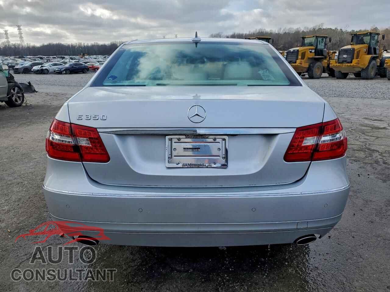 MERCEDES-BENZ E-CLASS 2012 - WDDHF5KB2CA592406