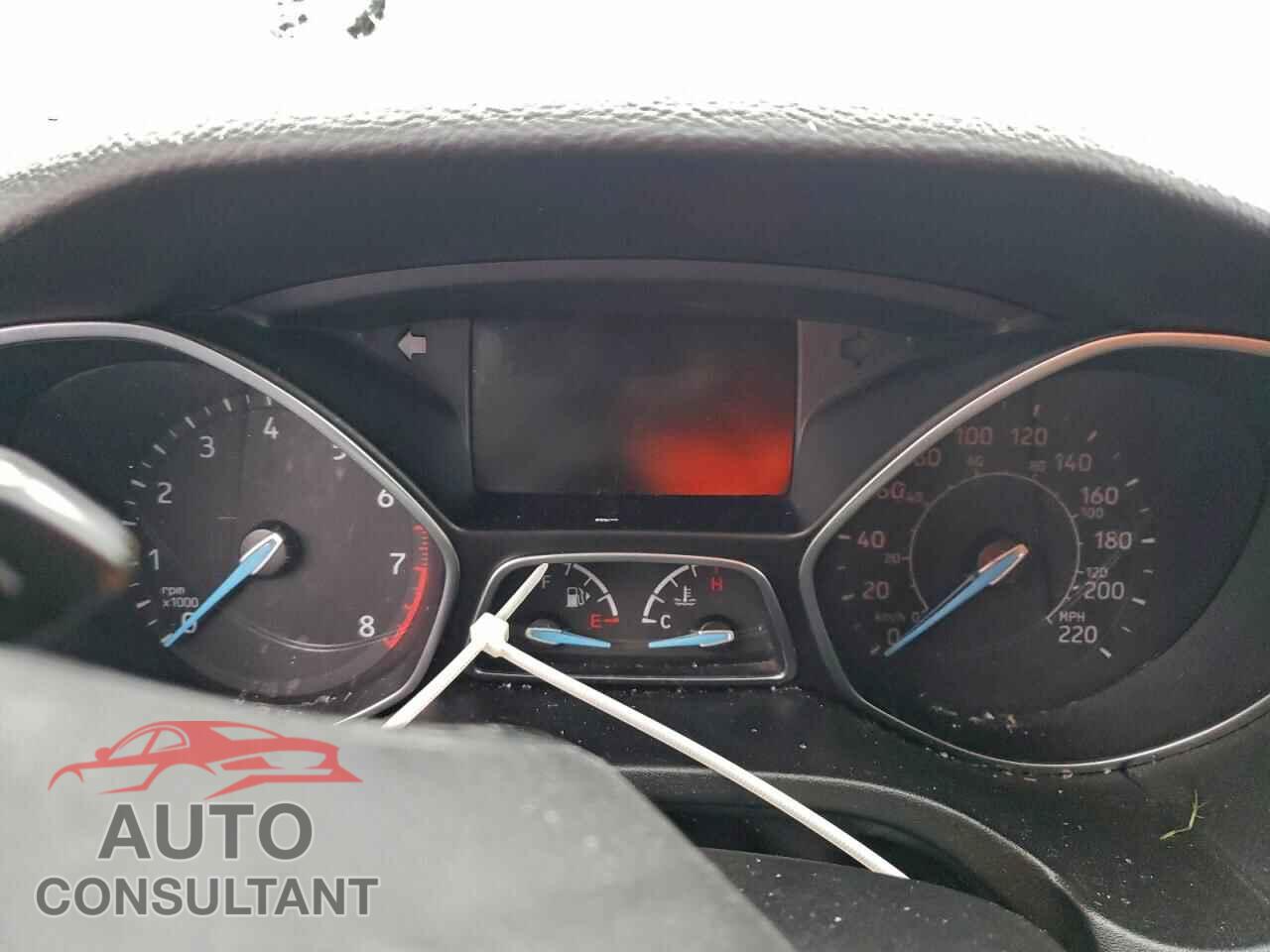 FORD FOCUS 2016 - 1FADP3F23GL303845