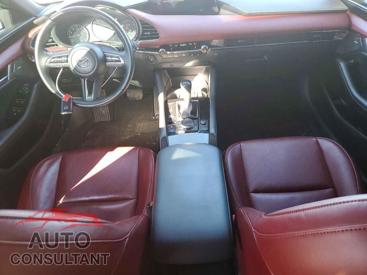 MAZDA 3 2021 - JM1BPBML3M1303021