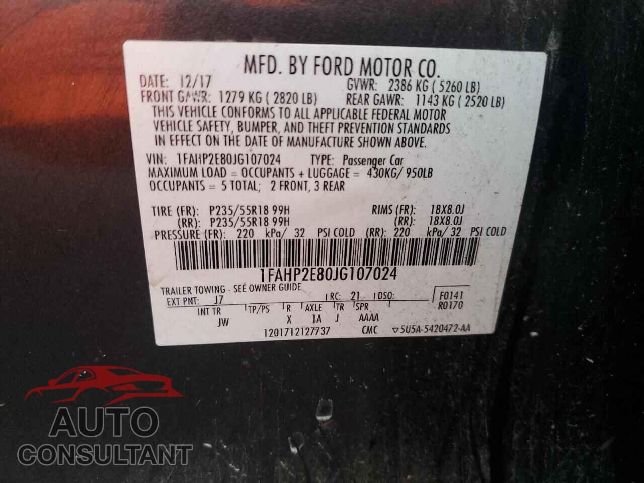 FORD TAURUS 2018 - 1FAHP2E80JG107024
