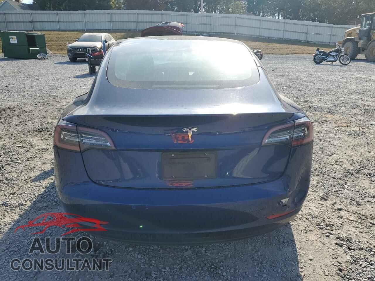 TESLA MODEL 3 2022 - 5YJ3E1EA2NF189040