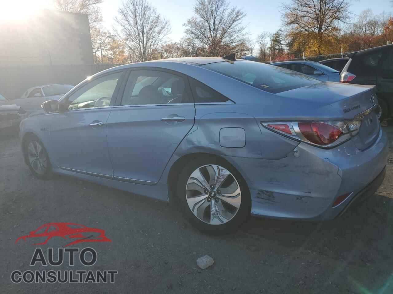 HYUNDAI SONATA 2013 - KMHEC4A40DA075721