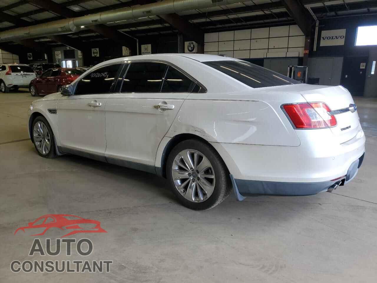 FORD TAURUS 2010 - 1FAHP2FW8AG148126