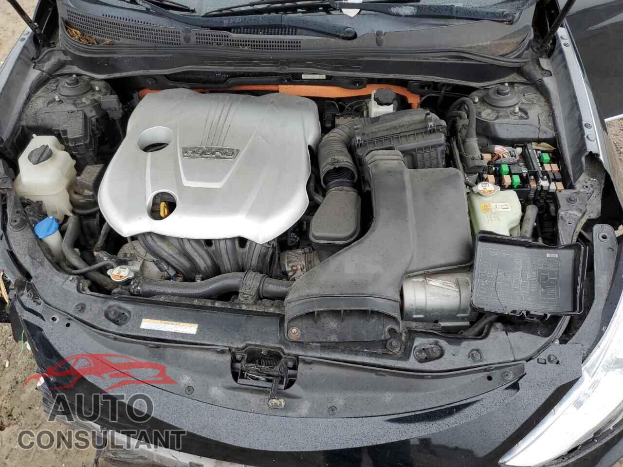 HYUNDAI SONATA 2012 - KMHEC4A46CA042401