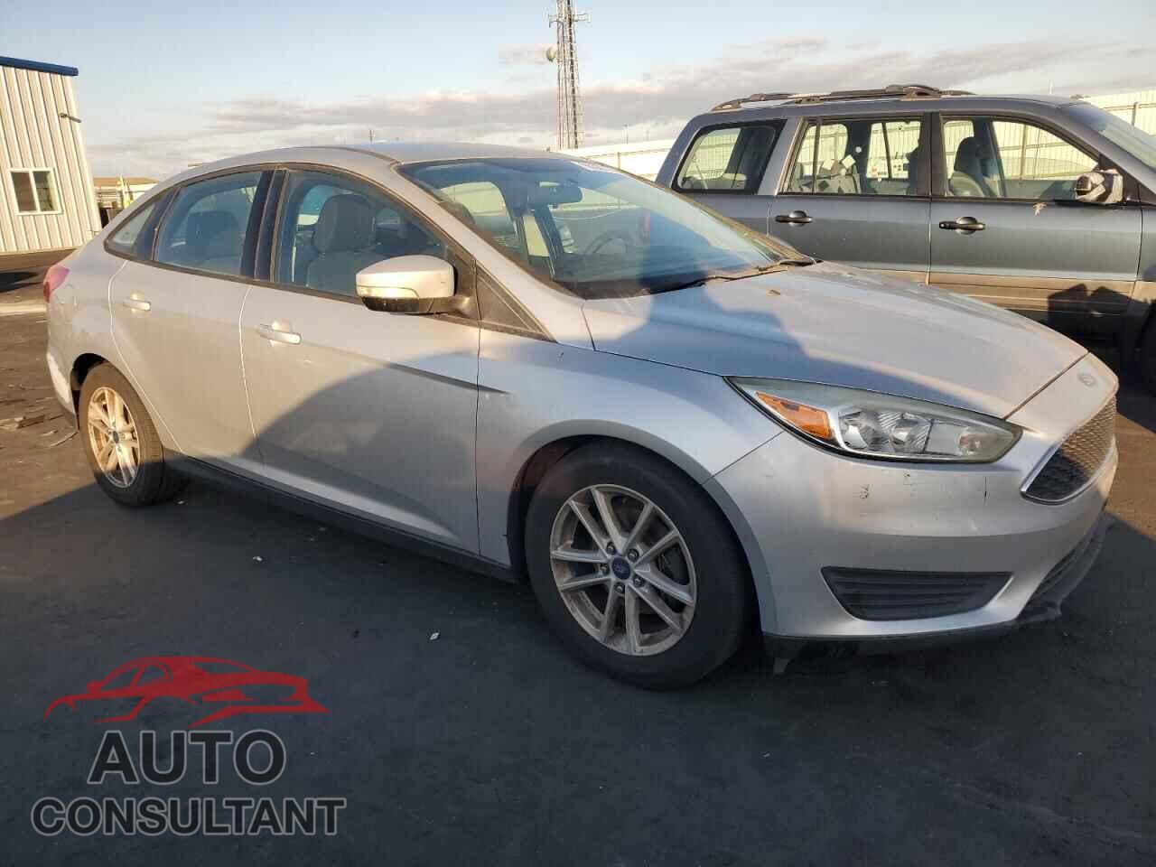 FORD FOCUS 2017 - 1FADP3F2XHL285622