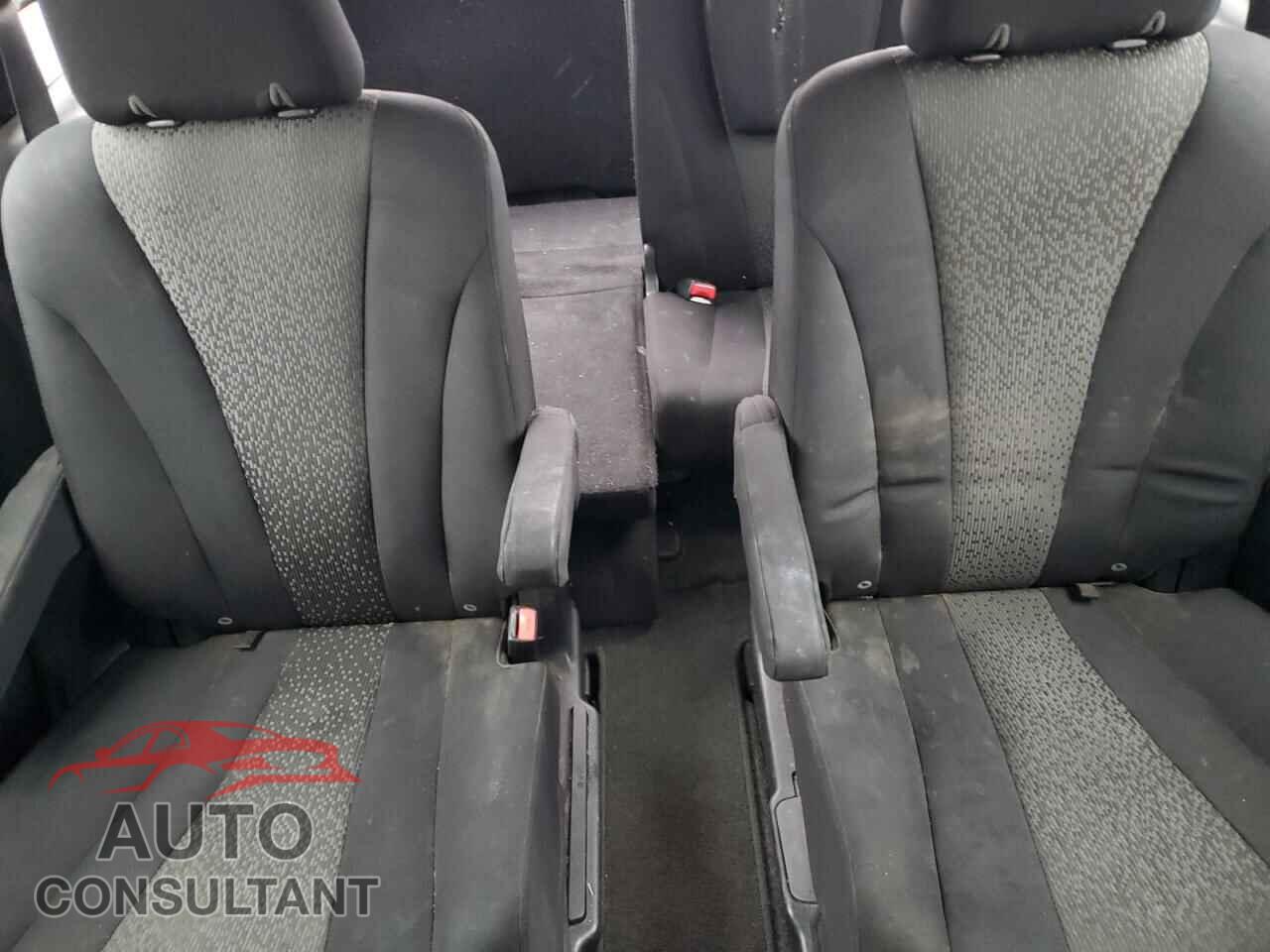 MAZDA 5 2012 - JM1CW2BLXC0118415