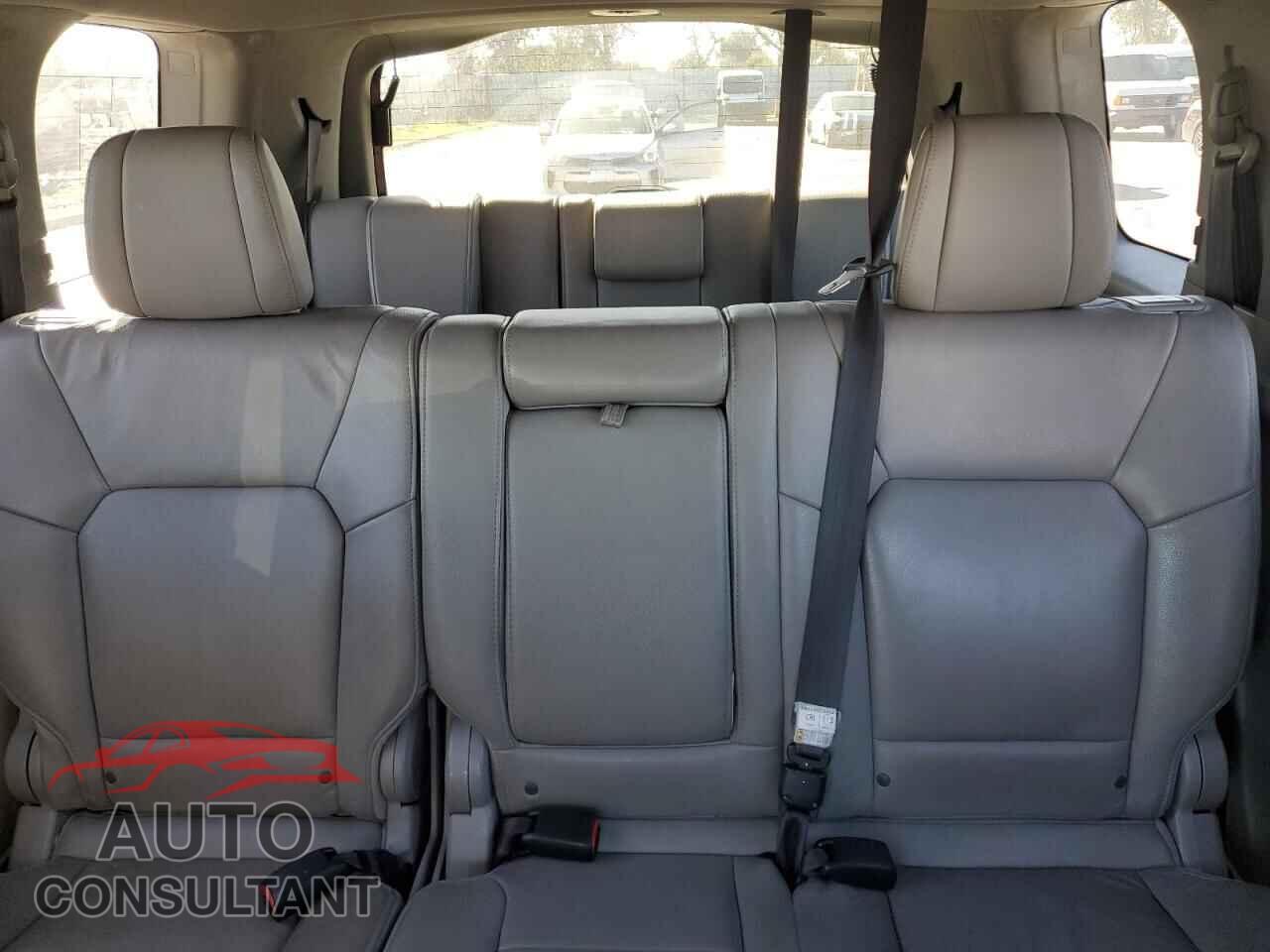 HONDA PILOT 2014 - 5FNYF3H53EB010839