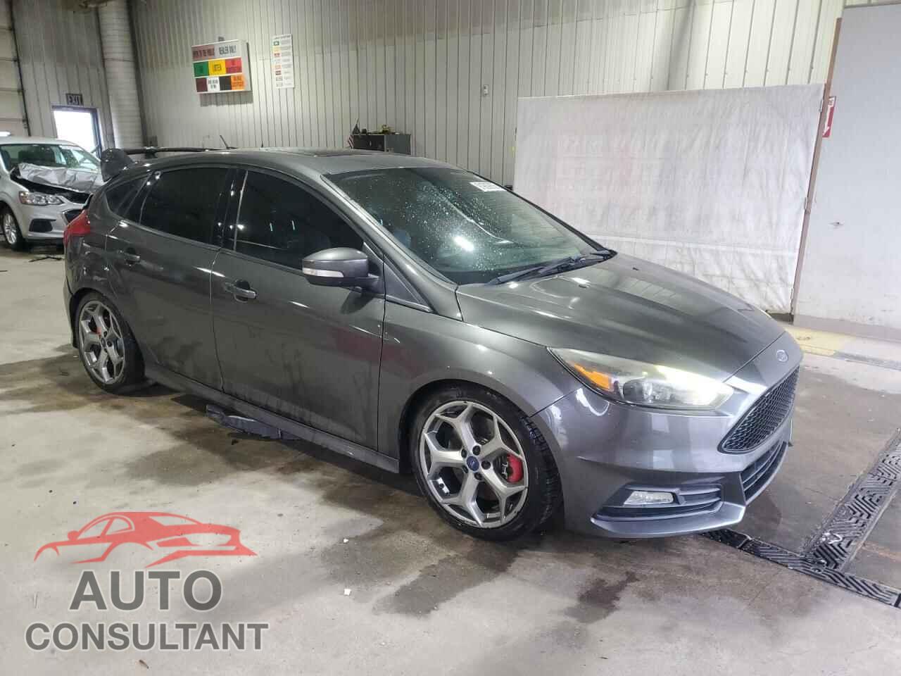 FORD FOCUS 2015 - 1FADP3L97FL321362