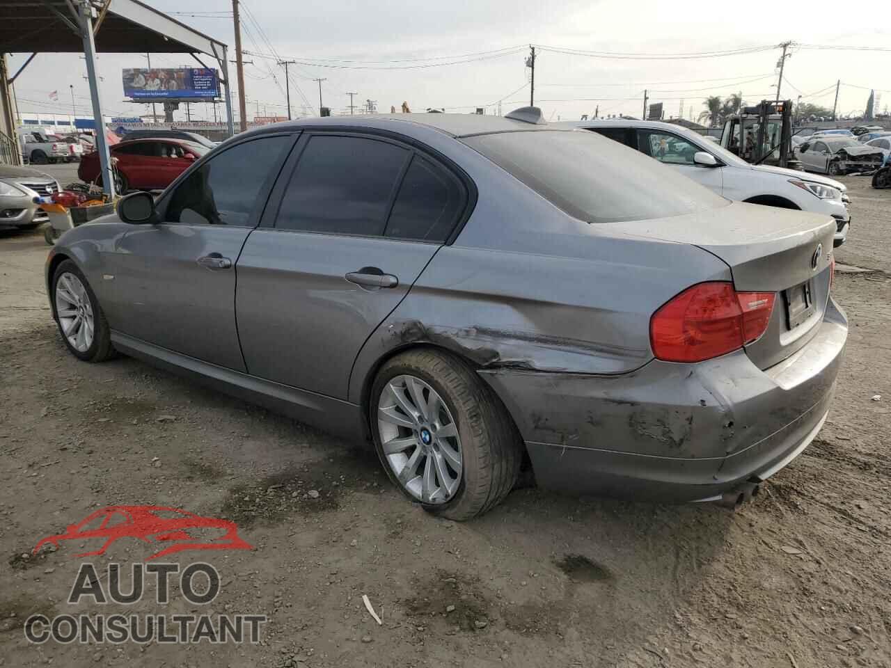 BMW 3 SERIES 2011 - WBAPH5G56BNM76262
