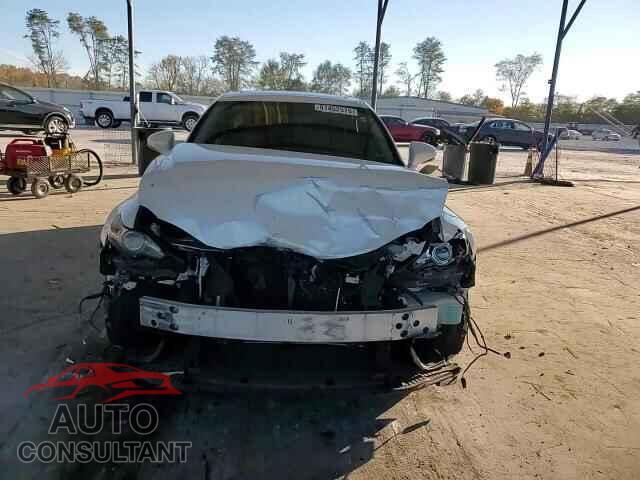 LEXUS IS 2016 - JTHBA1D25G5016942