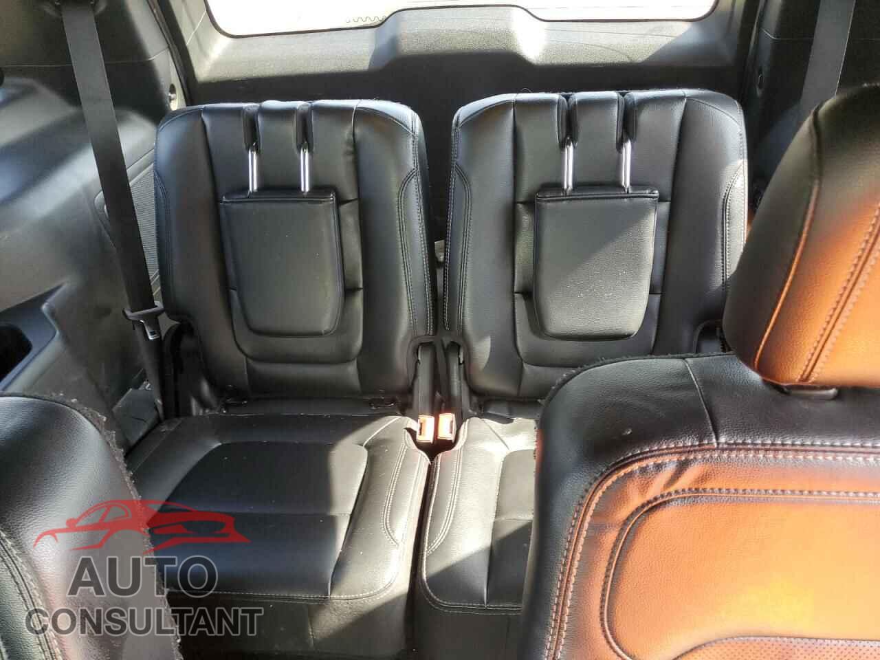 FORD EXPLORER 2017 - 1FM5K8F8XHGD50570