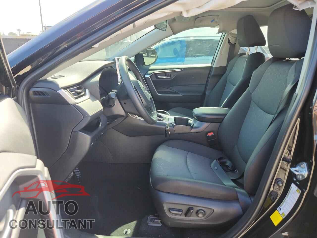 TOYOTA RAV4 2025 - 2T3W1RFV3SC310657