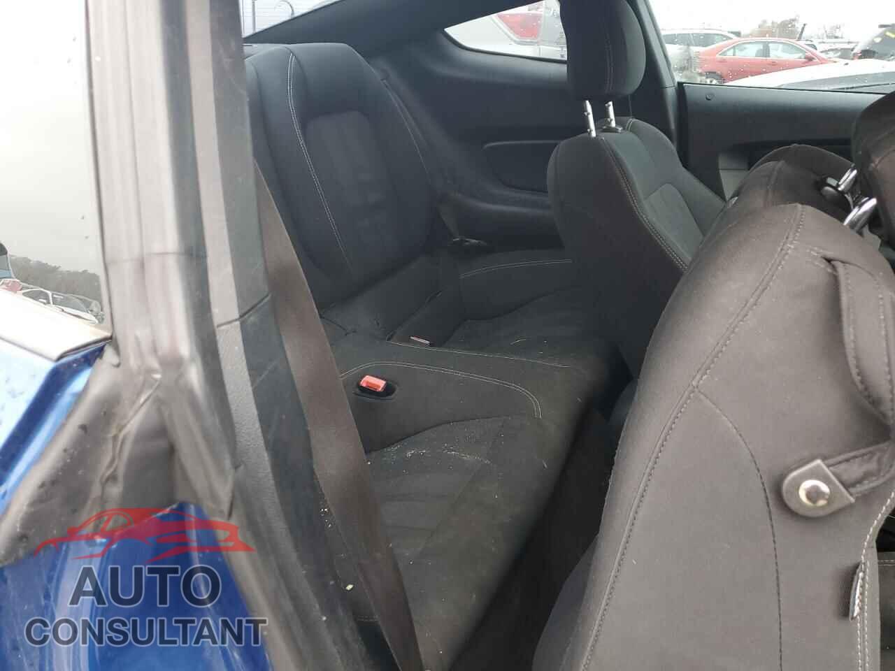 FORD MUSTANG 2018 - 1FA6P8CFXJ5184474