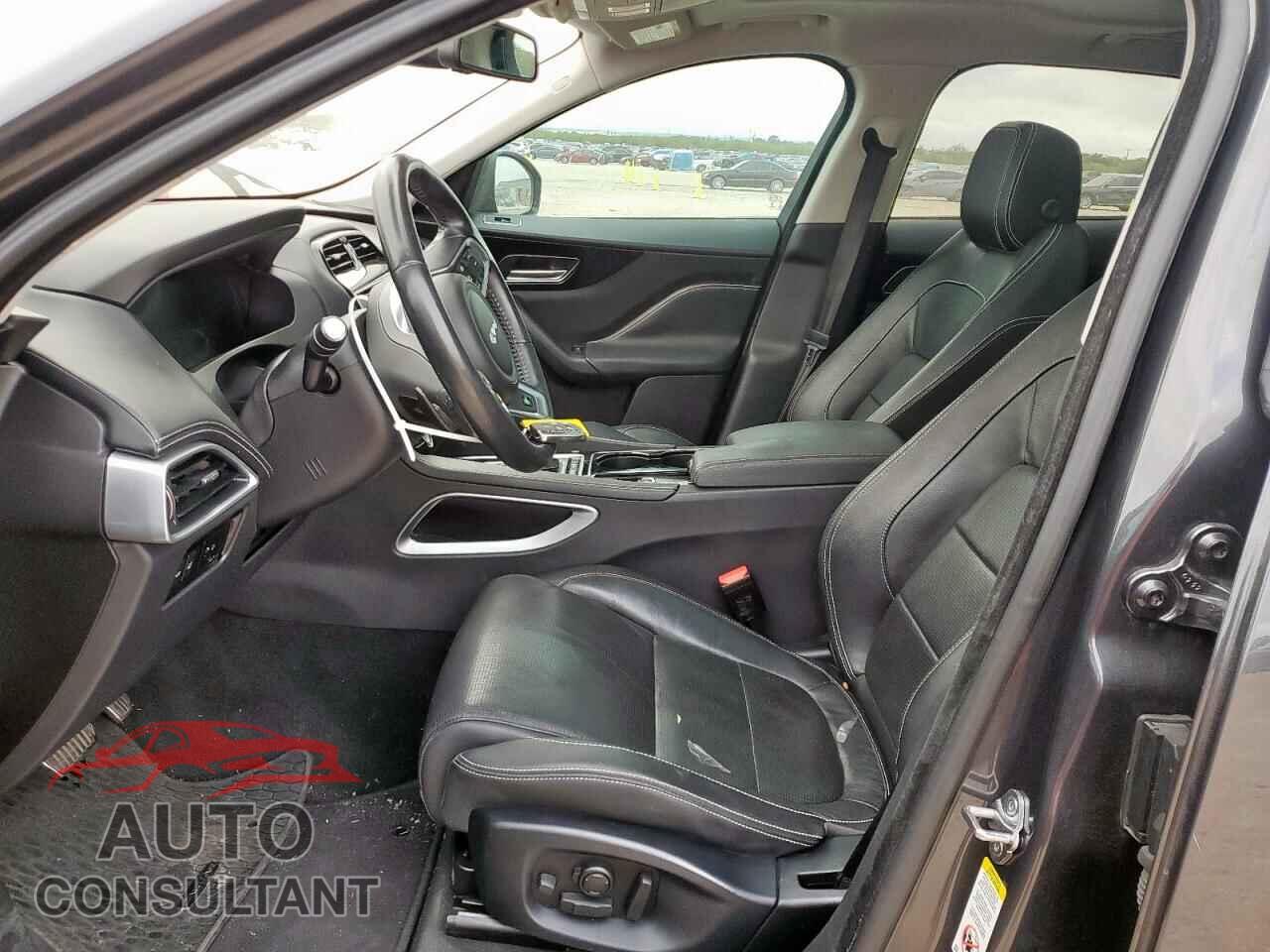 JAGUAR F-PACE 2017 - SADCL2BVXHA898030