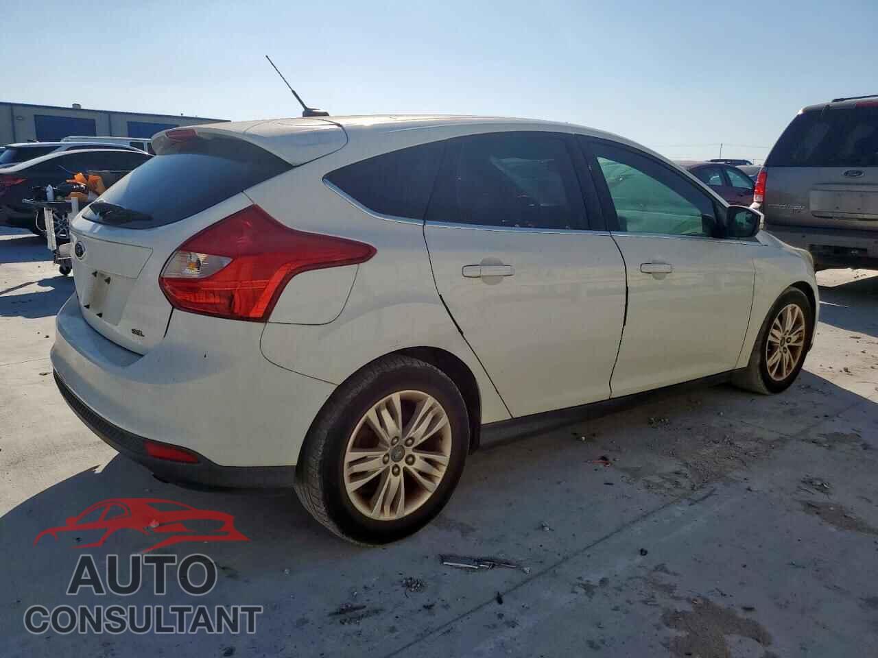 FORD FOCUS 2012 - 1FAHP3M26CL252517