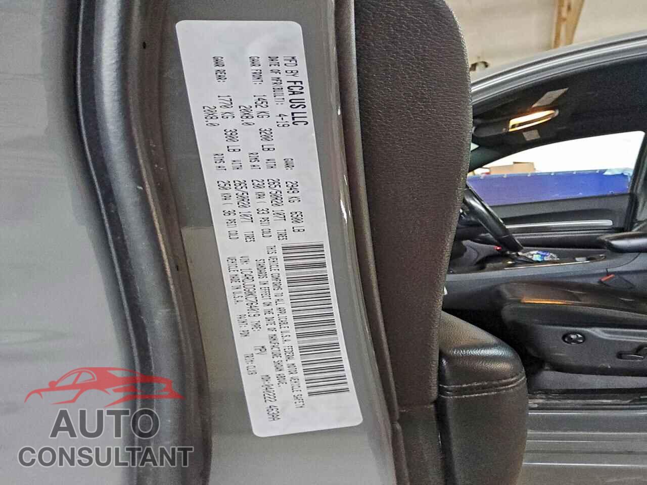 DODGE DURANGO 2019 - 1C4RDJDG0KC764019