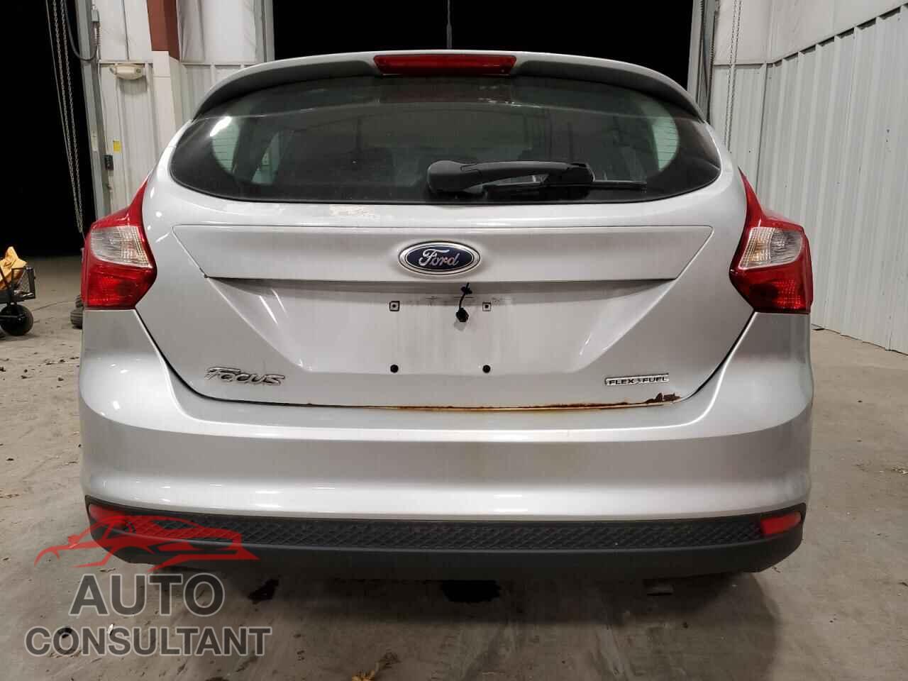 FORD FOCUS 2014 - 1FADP3K21EL314085