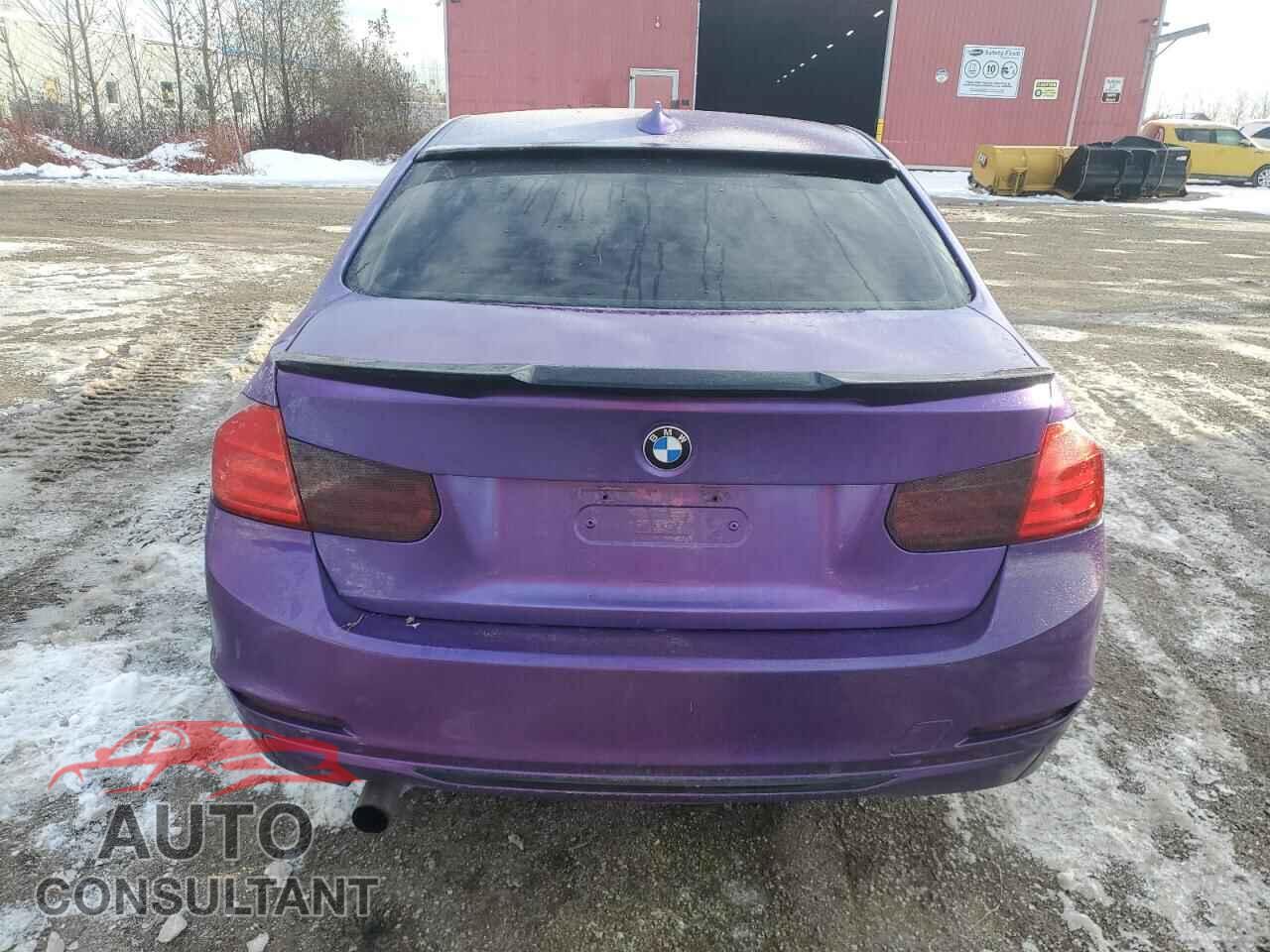 BMW 3 SERIES 2013 - WBA3C3C57DF978802
