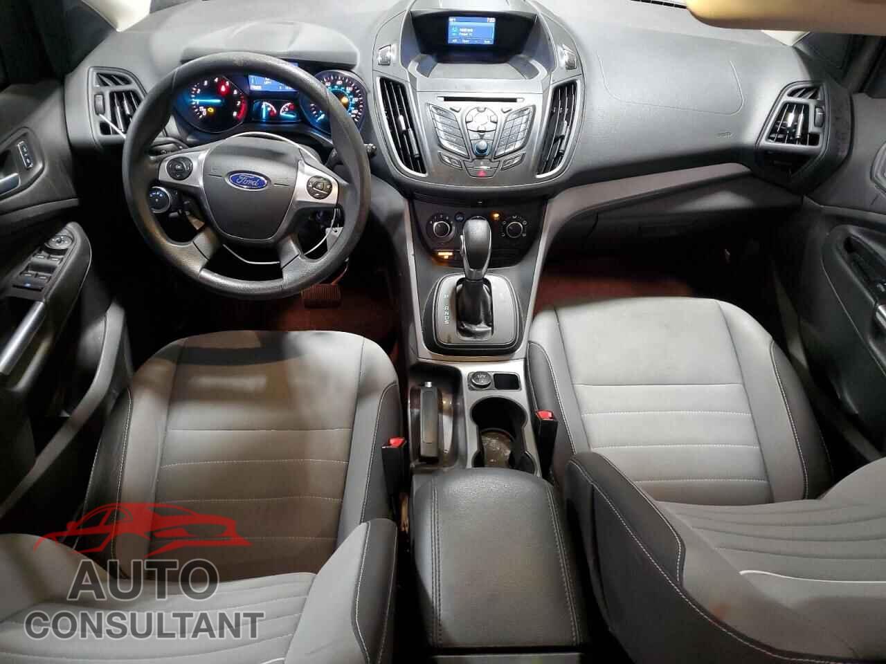 FORD ESCAPE 2015 - 1FMCU9G97FUC04902