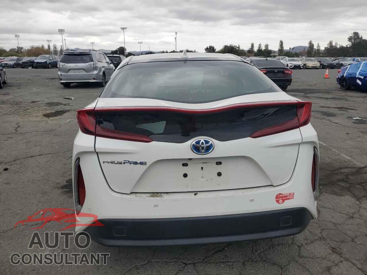TOYOTA PRIUS 2017 - JTDKARFP0H3041270
