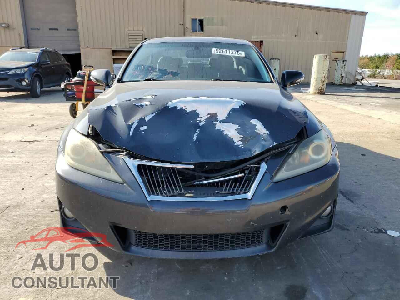 LEXUS IS 2011 - JTHBF5C23B5138749