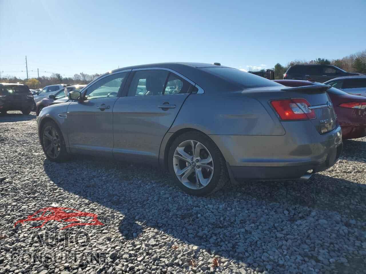 FORD TAURUS 2012 - 1FAHP2KT1CG117315