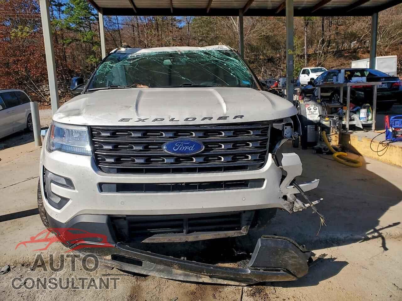 FORD EXPLORER 2017 - 1FM5K7D87HGE19356