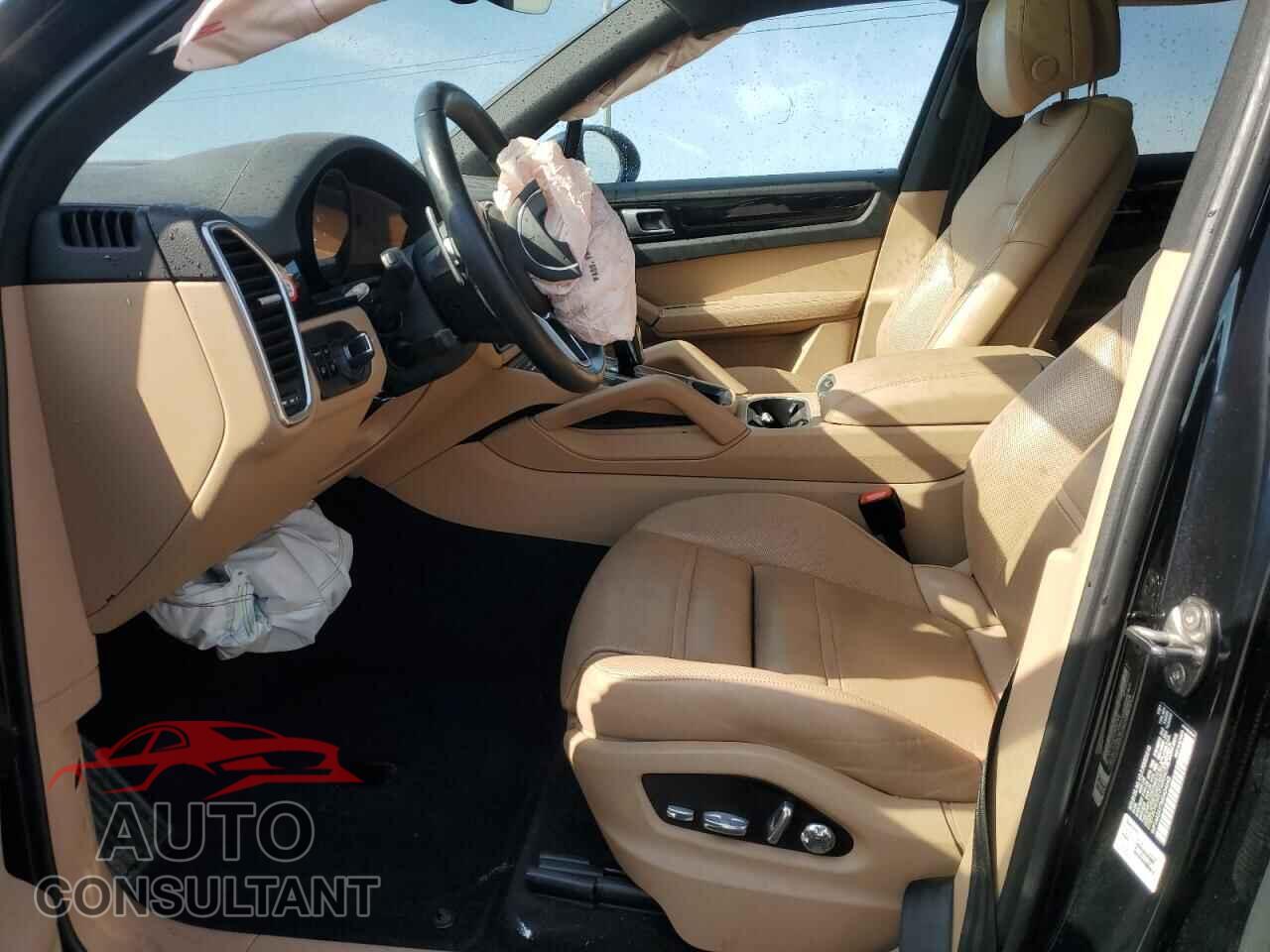 PORSCHE CAYENNE 2021 - WP1AA2AY7MDA04643