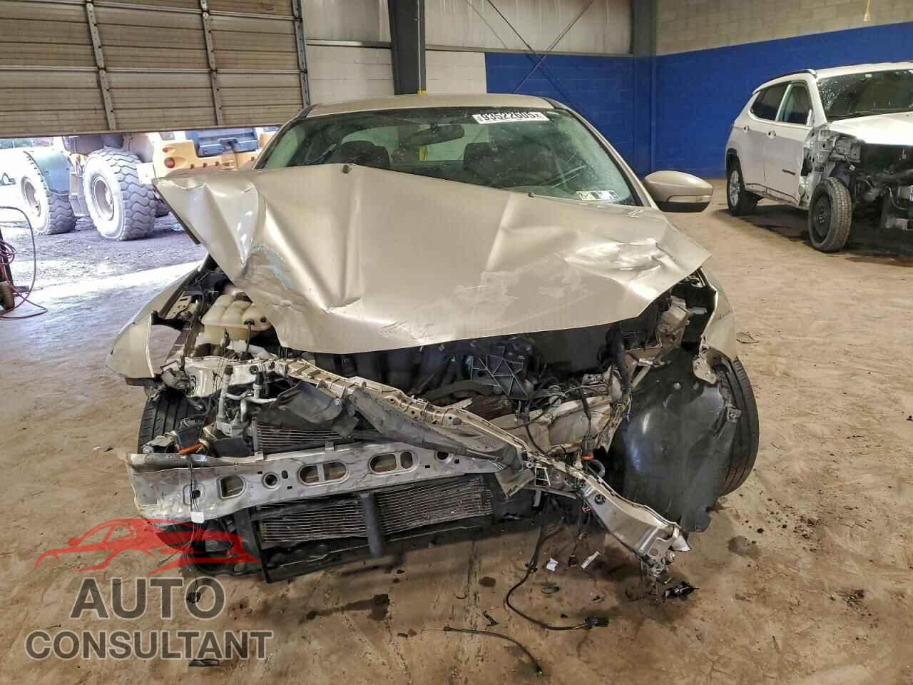 FORD FOCUS 2017 - 1FADP3F27HL315367
