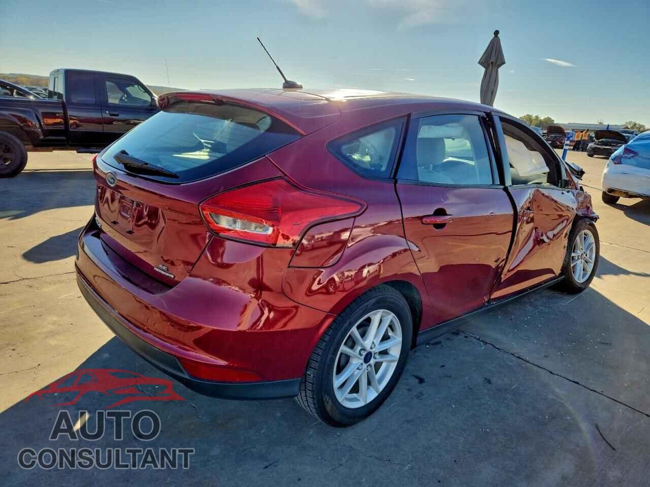 FORD FOCUS 2016 - 1FADP3K23GL212452