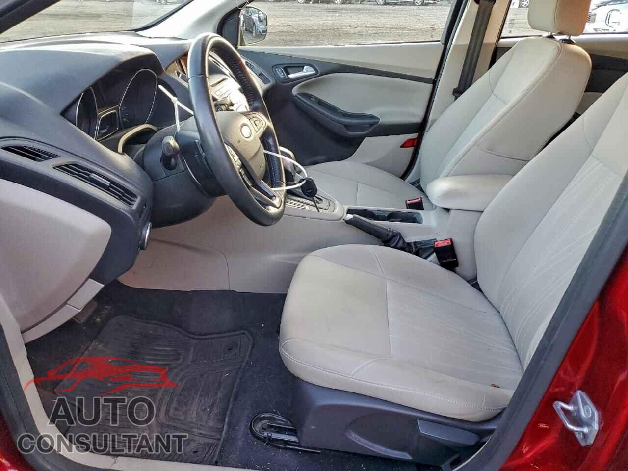 FORD FOCUS 2016 - 1FADP3K23GL401165