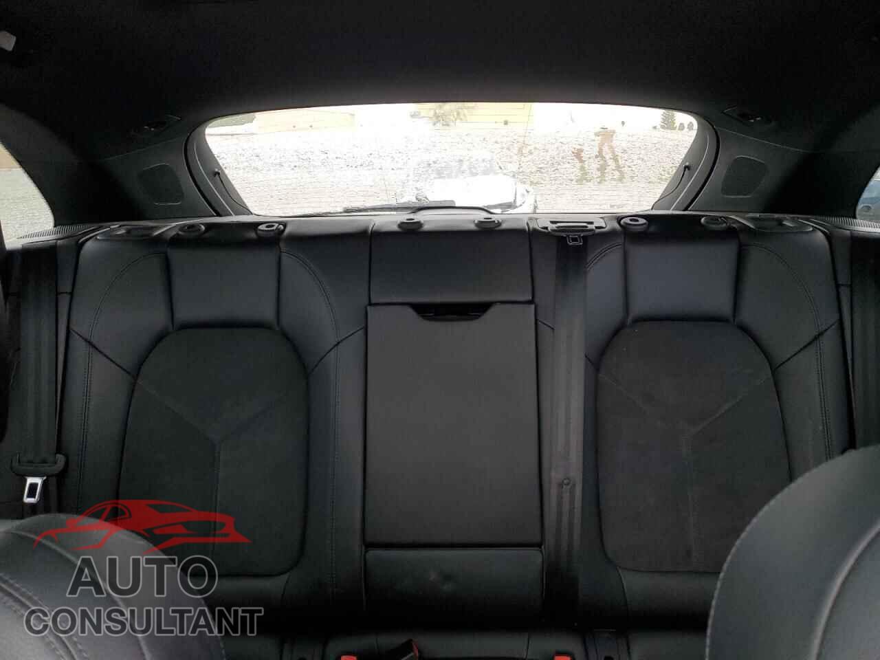 PORSCHE MACAN 2018 - WP1AA2A56JLB15093