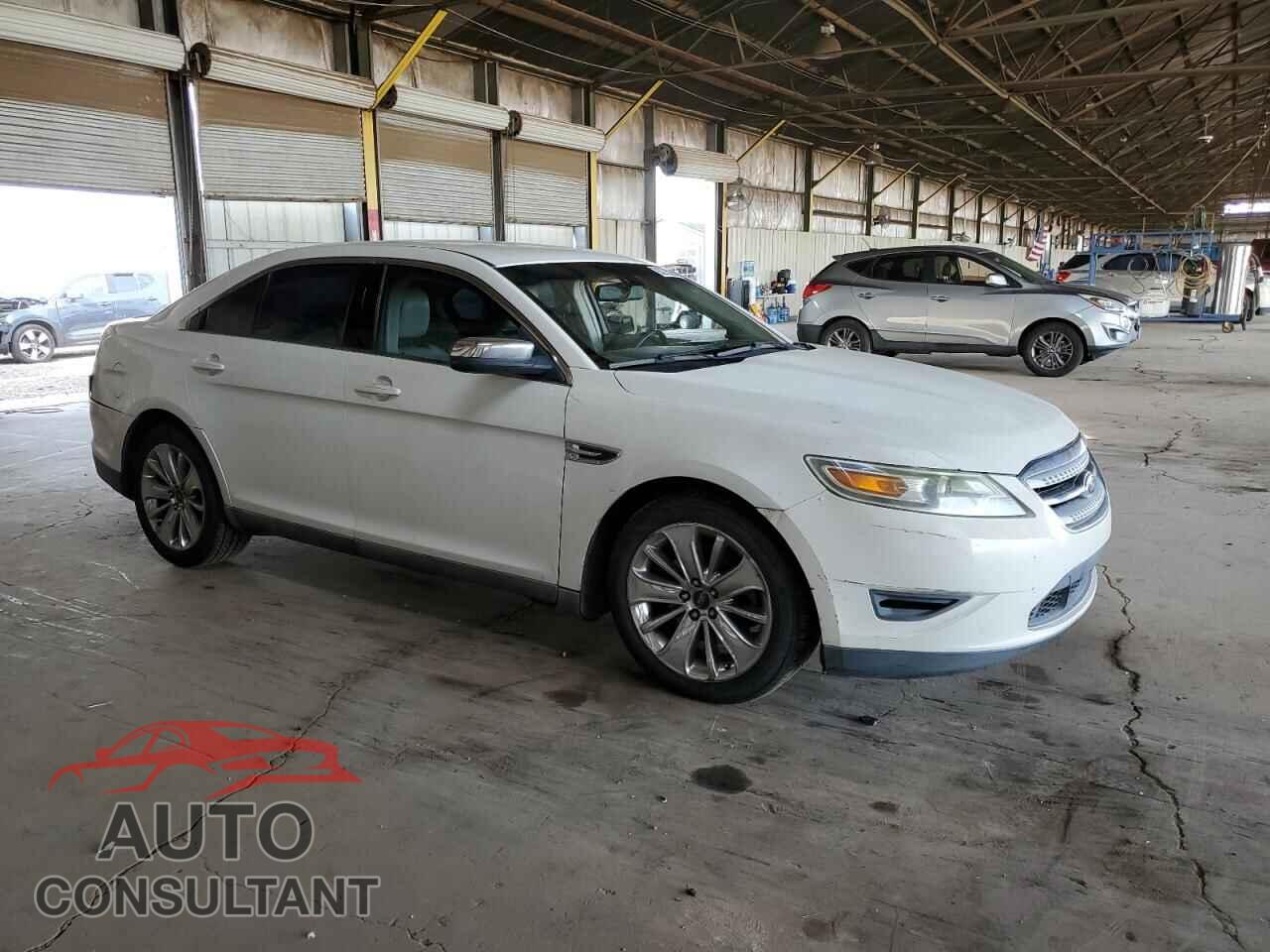 FORD TAURUS 2010 - 1FAHP2FW9AG133831