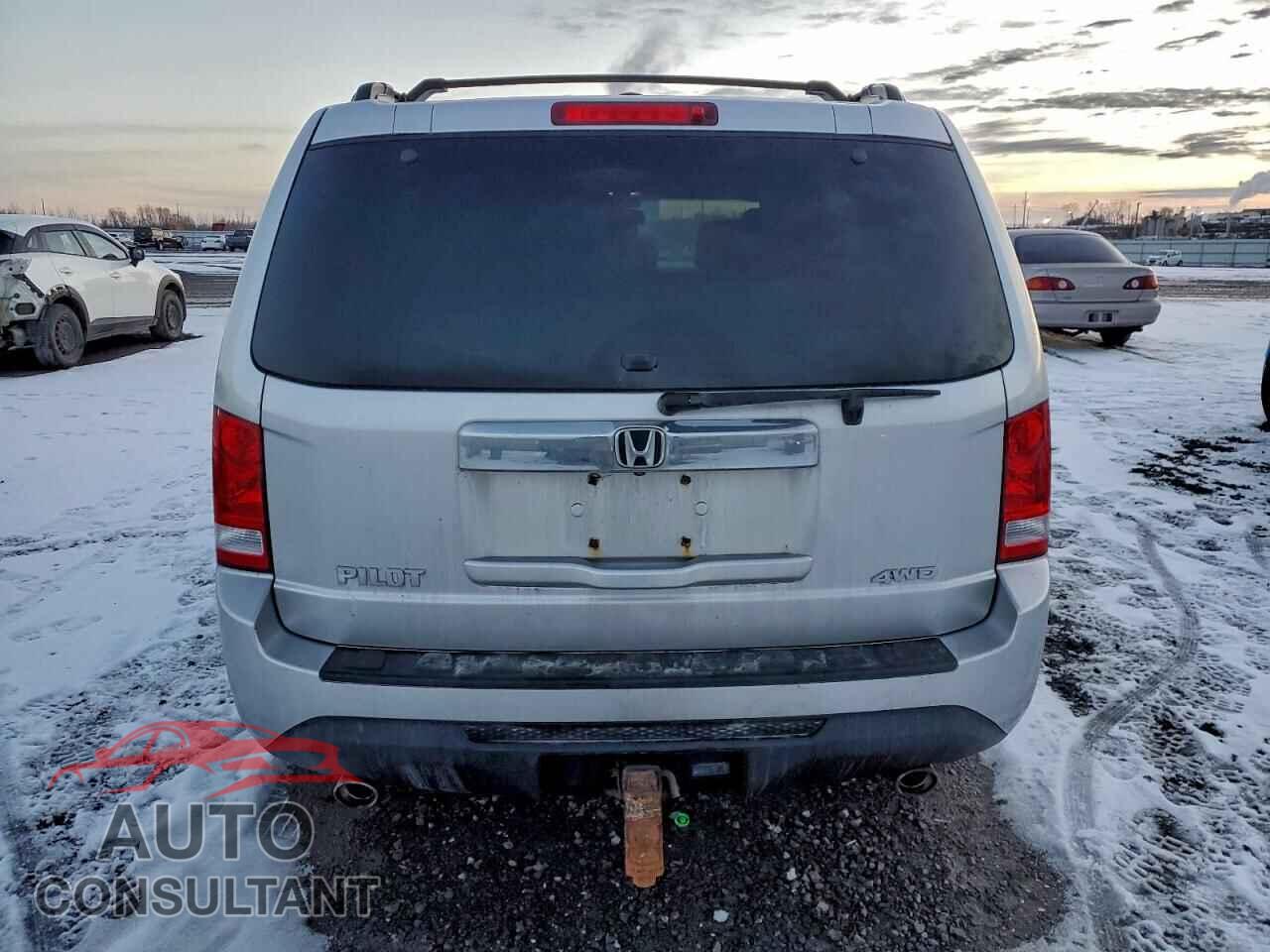 HONDA PILOT 2012 - 5FNYF4H50CB505017