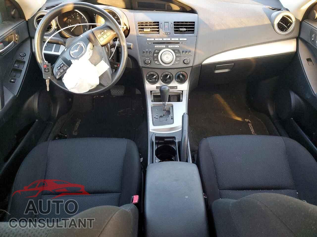 MAZDA 3 2011 - JM1BL1VG6B1900393