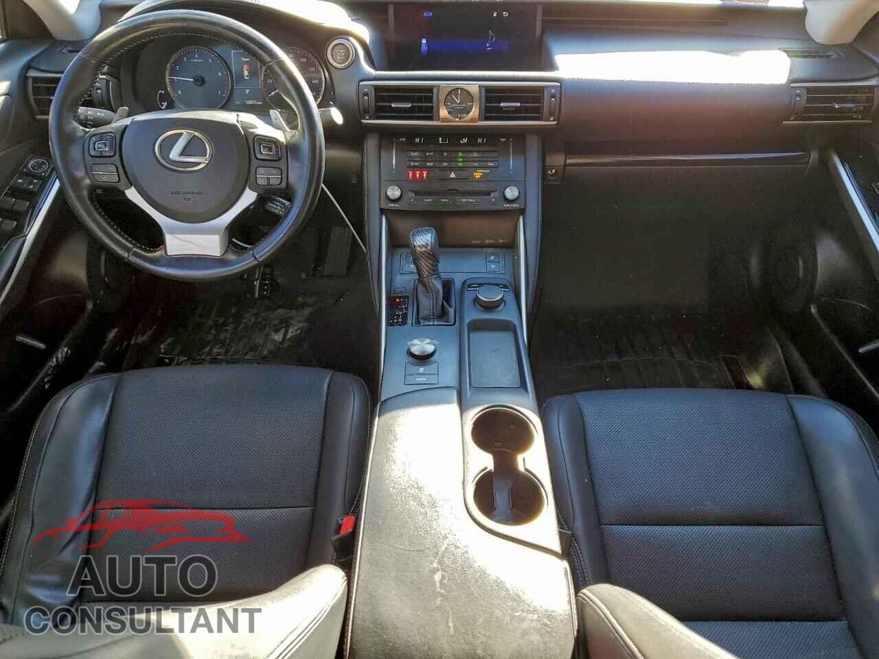 LEXUS IS 2017 - JTHCM1D22H5025742