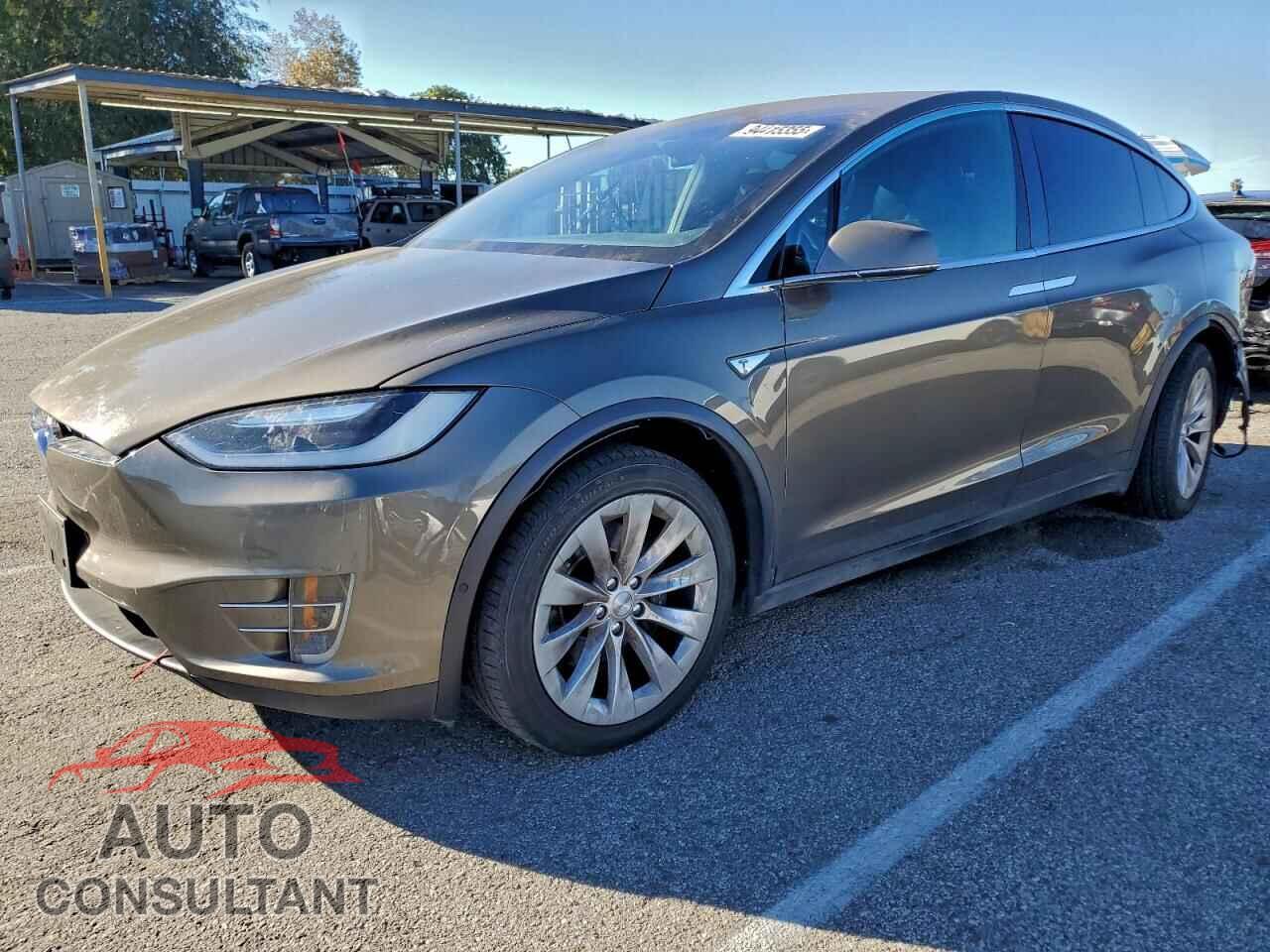 TESLA MODEL X 2016 - 5YJXCBE24GF005449