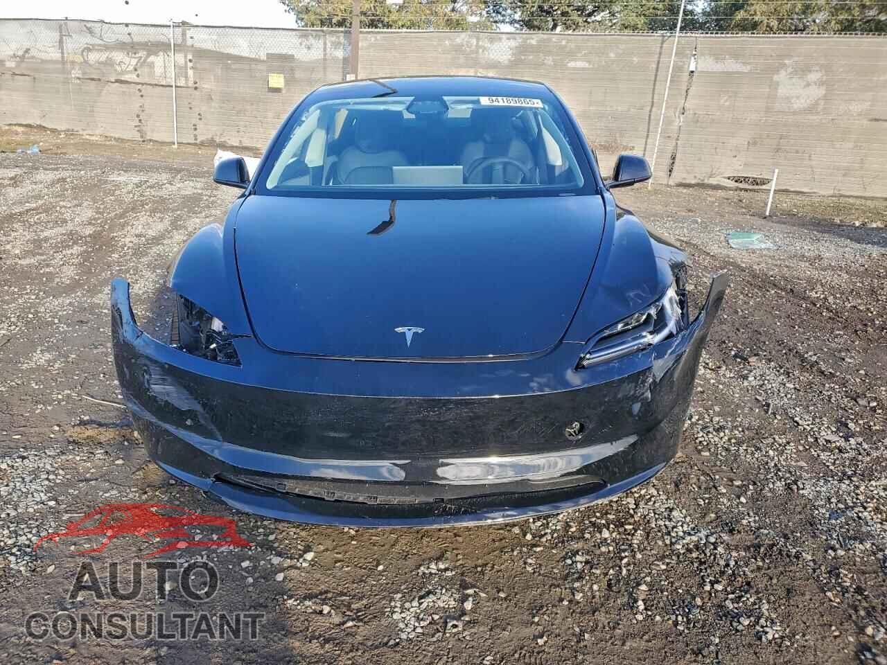 TESLA MODEL 3 2025 - 5YJ3E1EA0SF051900