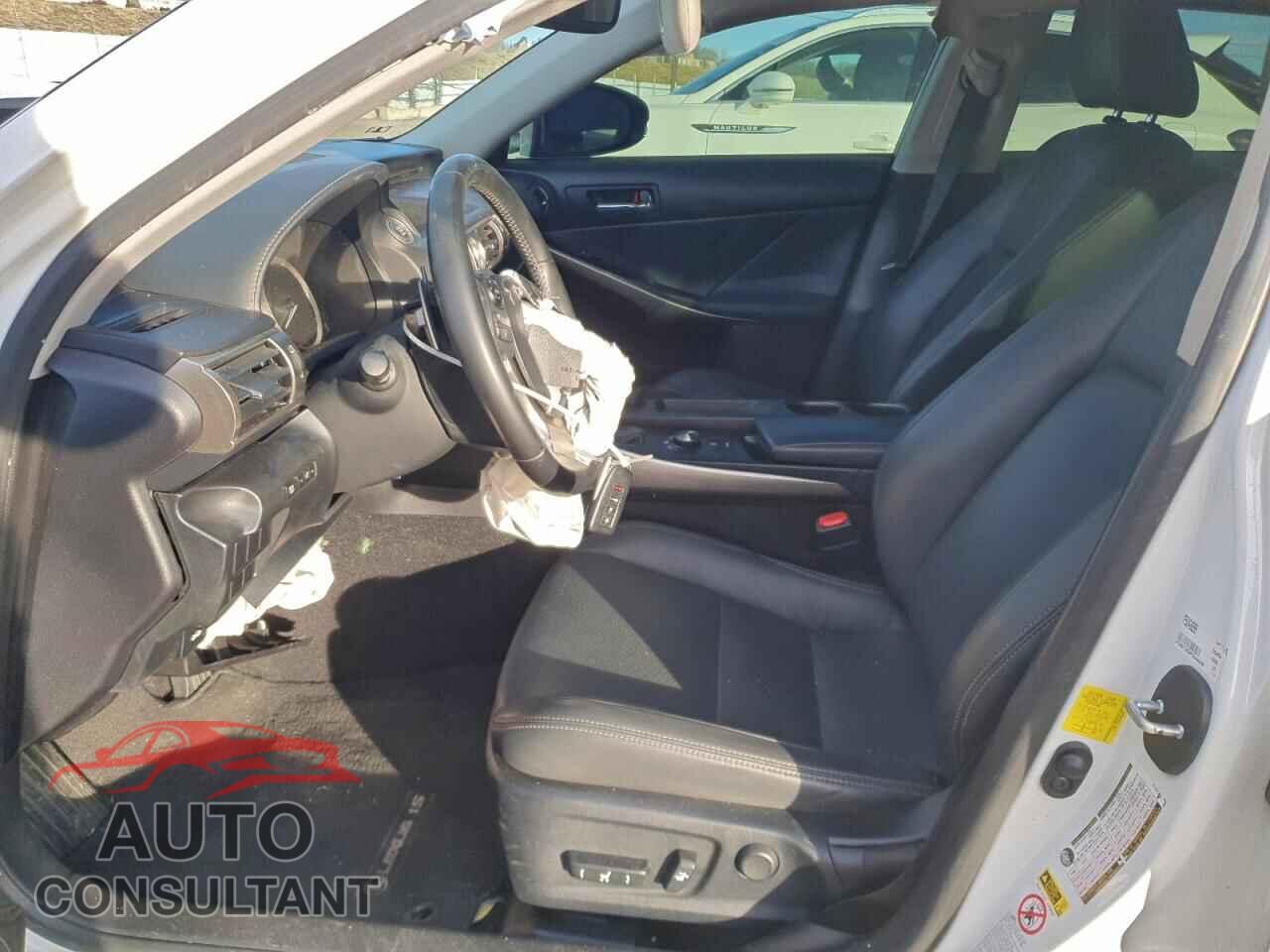 LEXUS IS 2015 - JTHBF1D26F5048699
