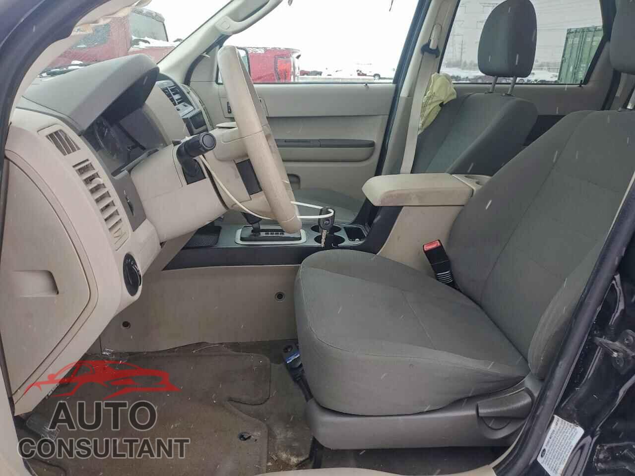FORD ESCAPE 2009 - 1FMCU92729KC68013