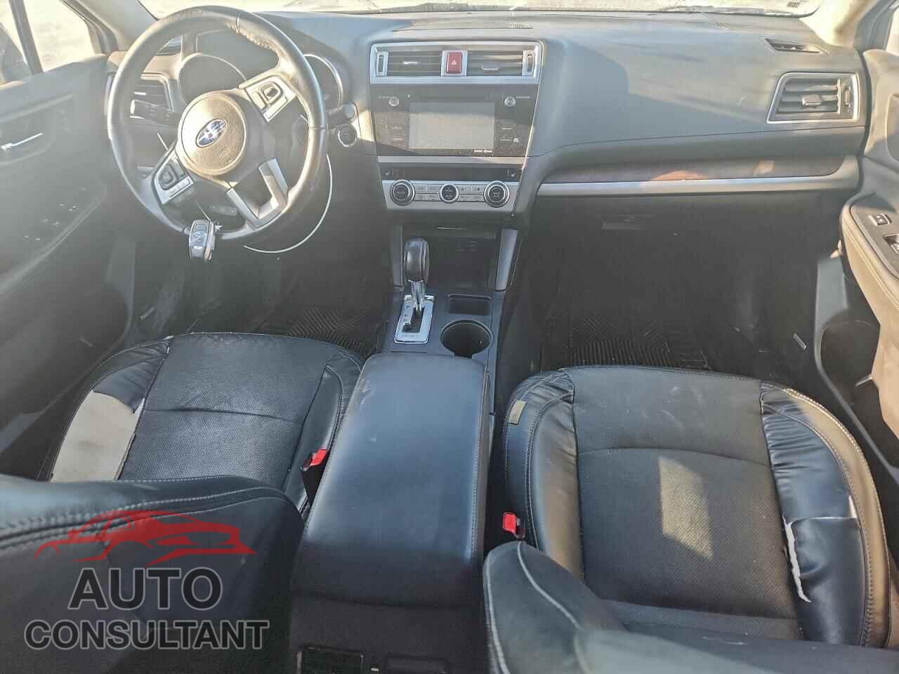 SUBARU OUTBACK 2017 - 4S4BSAKCXH3372094